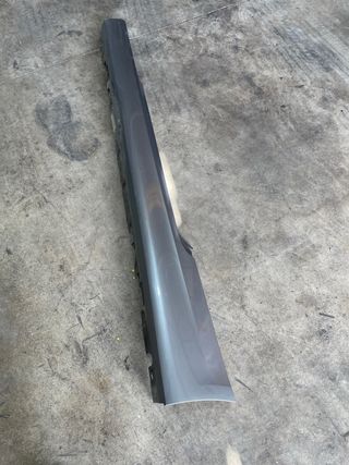 Talonera izquierda BMW E92 Gris