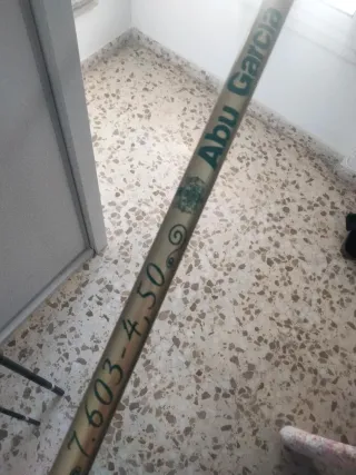 Caña de surfcasting Abu García 7603