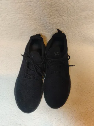 Scarpe ginnastica nere uomo/donna taglia 45