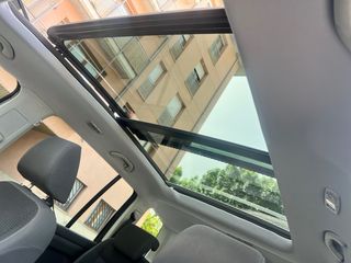 Volkswagen Touran 2011