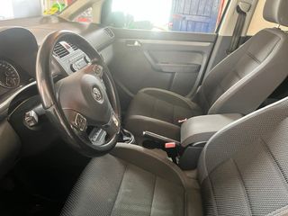 Volkswagen Touran 2011