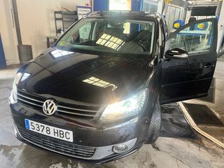 Volkswagen Touran 2011