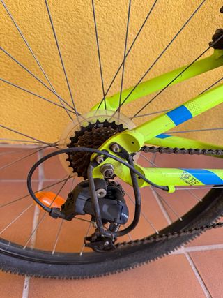 Bicicleta Rockrider 700 - Muy buen estado