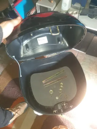 Maletín para moto negro