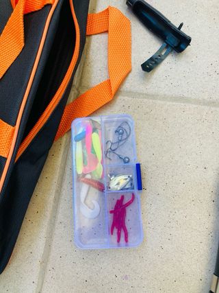 Caña de pescar 1.8m con carrete y accesorios