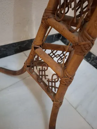 LAMPARA DE PIE DE CAÑA