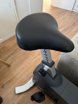 Bicicleta Estática Life Fitness Cycle C1