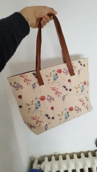 Bolso de mano con estampado floral