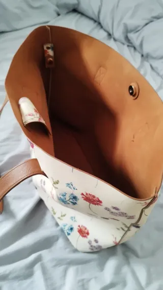 Bolso de mano con estampado floral