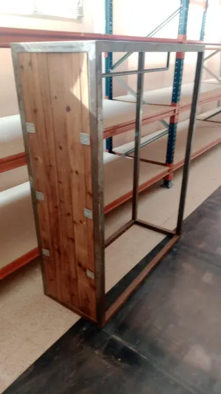 Mesa diseño industrial madera y metal