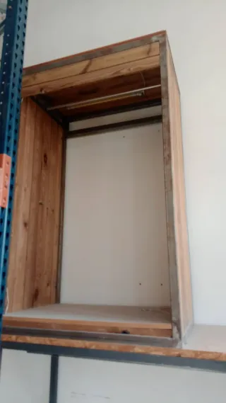 Mesa diseño industrial madera y metal