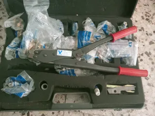 Herramienta para tubos y accesorios