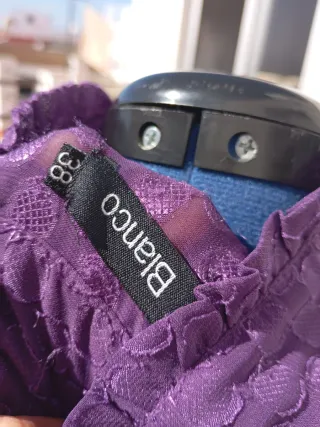 Blusa morada con lunares