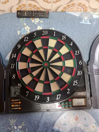 Diana de dardos electrónica LB-82C