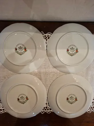 Quattro piatti Waldbeere porcellana