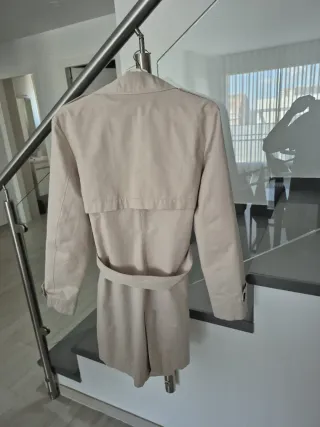 Gabardina Stradivarius Beige Talla XL