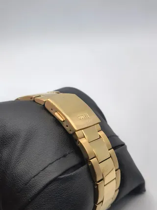 Reloj Guess Dorado Hombre Negro