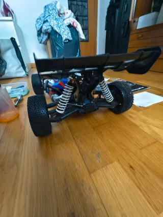 Coche RC Gasolina Team Magic T8