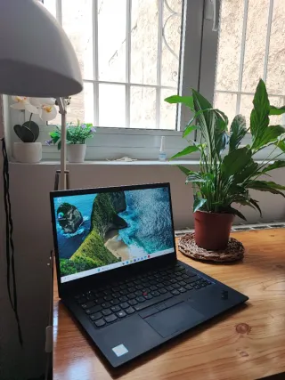 Lenovo ThinkPad X1 Carbon Gen 7 Negro