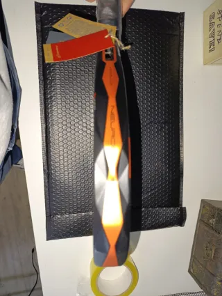 Pala Bullpadel Neuron 23 Edge Precintada