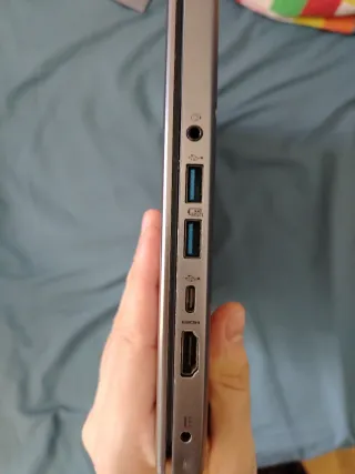 Acer Swift 3 Ryzen 7 6GB RAM (senza SSD non si accende)