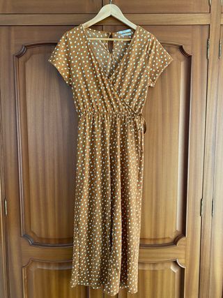 Mono lunares naranja y blanco