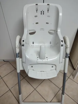 Seggiolone bianco e beige bebè confort