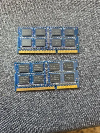 2x 2GB DDR3 SODIMM Nanya