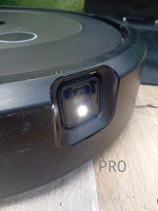 Roomba - j7+ Aspiradora robot con Wi-Fi - iRobot