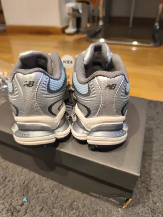 New Balance 2000 Azul y Gris