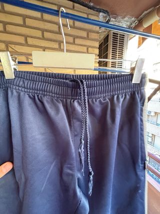 Pantalón chándal niño negro y blanco