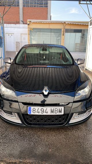 Renault Megane coupe gtline 2014
