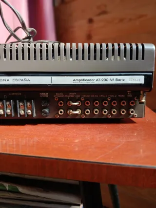 Amplificador Estéreo Vieta AT 230