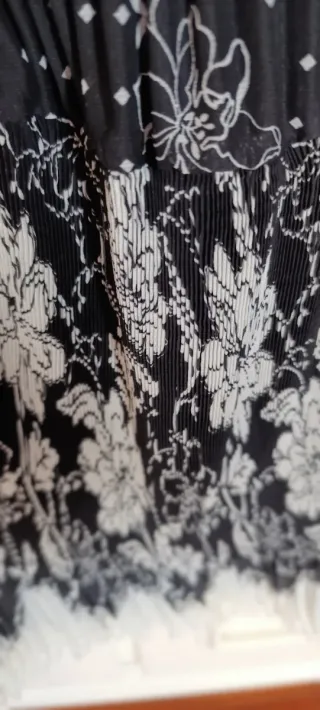 Falda Vestir Negra con Lunares Blancos