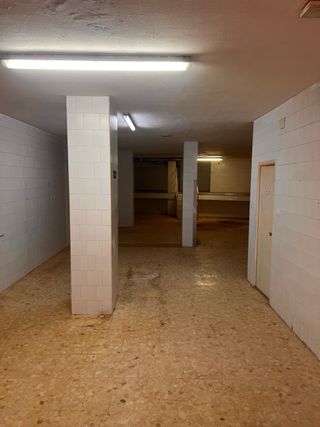 Bajo Comercial Calle Azorin 31