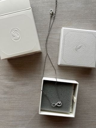 Collar Swarovski Infinito NUEVO