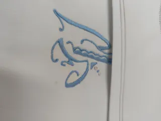 2 Juegos Sábanas Modernista Bordadas