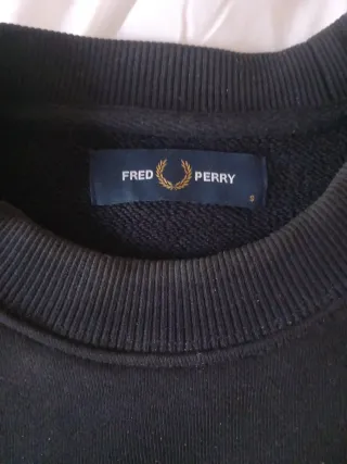 Sudadera Fred Perry Negra