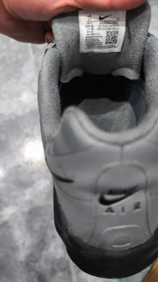 Nike Air Max 95 Gris y Negro