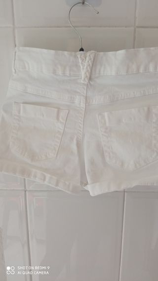 Pantalón corto niña