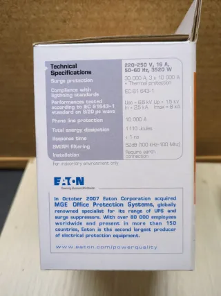 Enchufe Protector Eaton Protección Sobretensiones