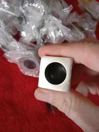 Uñeros para puertas 78