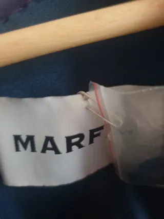 Vestido de fiesta azul con lentejuelas