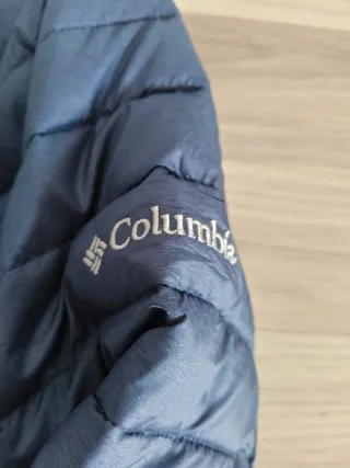 Chaqueta Columbia acolchada azul y rosa