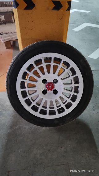 4 Llantas Montecarlo y Neumáticos