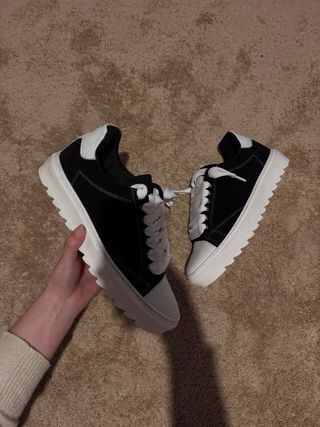 Sneakers nere e bianche