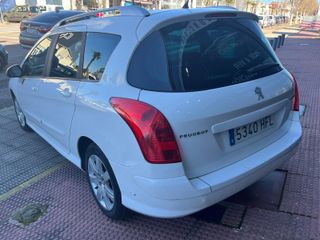 Peugeot 308 1.6 hdi familiar 2011