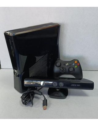 CONSOLA XBOX 360 CON MANDO CABLES Y KINECT