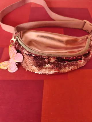 Riñonera infantil lentejuelas rosa y plata