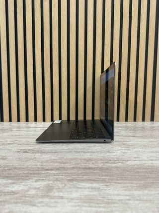 MacBook Air 13" 2019 i5 8gb 256gb SSD